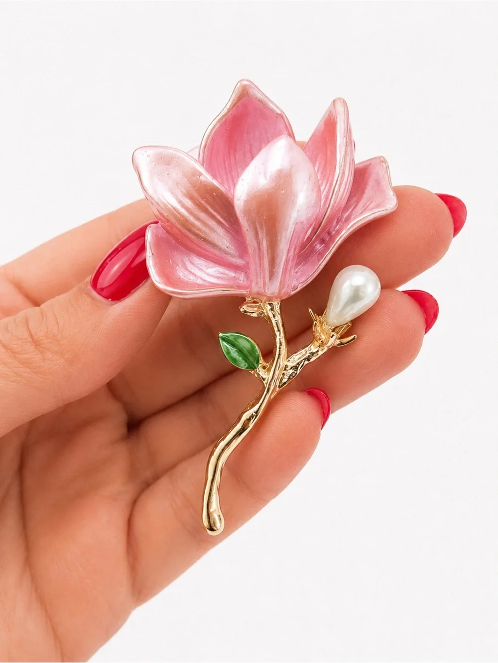 Pink Magnolia Flower Brooch Pin – Gold Tone Enamel Floral Statement Brooch‎